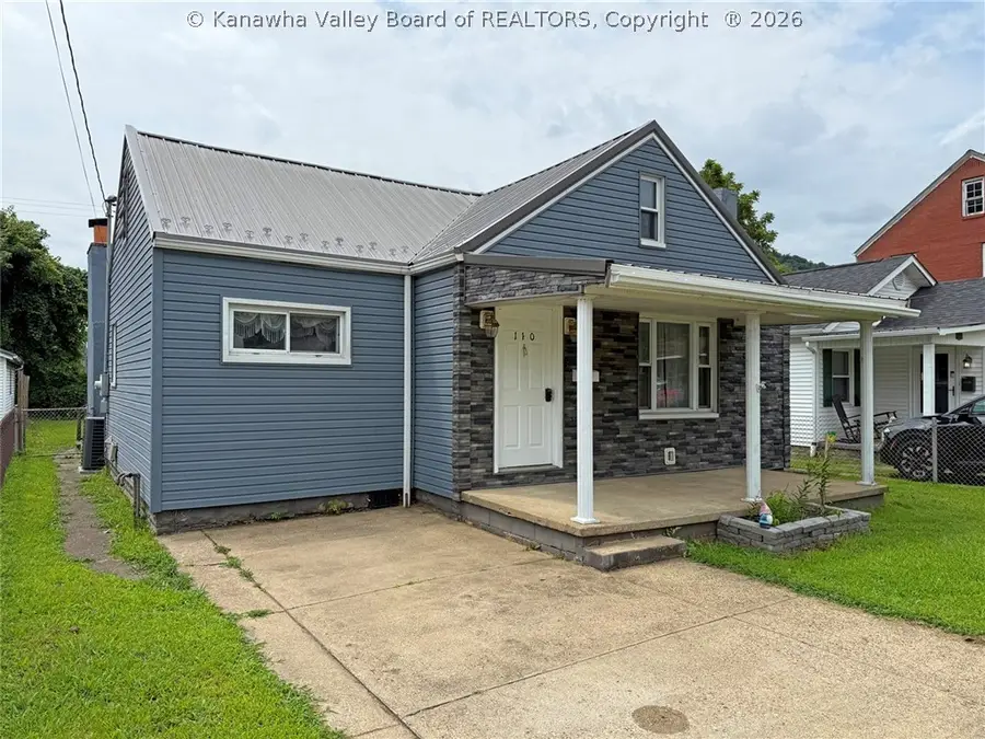 110 W Main Street, Belle, WV 25015 - #3