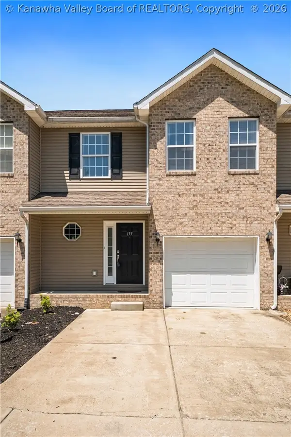 155 Midland Trail Crossing, Hurricane, WV 25526