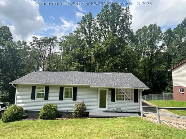 34 Beaver Drive, Hurricane, WV 25526