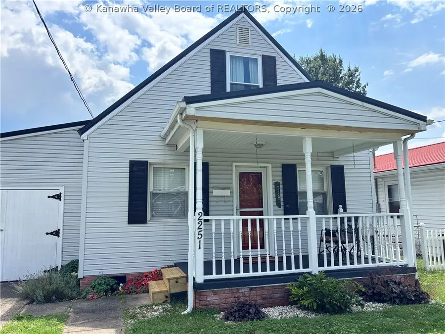 2251 Lincoln Avenue, Saint Albans, WV 25177 - #2
