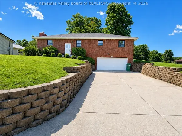 2029 Mount Vernon Road, Hurricane, WV 25526