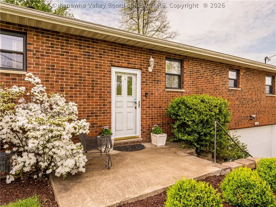 2029 Mount Vernon Road, Hurricane, WV 25526 - #2