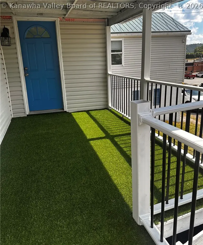 906 Main Street, Chapmanville, WV 25508 - #3