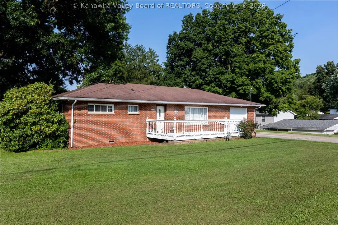 1012 Helen Drive, Hurricane, WV 25526 - #1