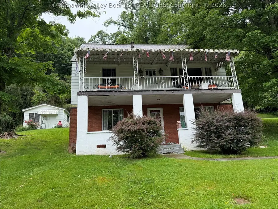 50 31st Street E, Nitro, WV 25143 - #2