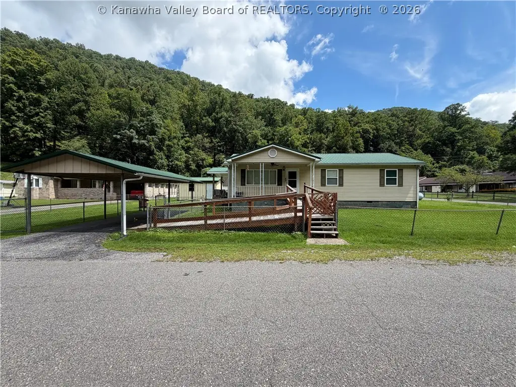 14 Mt. View Lane, Amherstdale, WV 25607 - #1