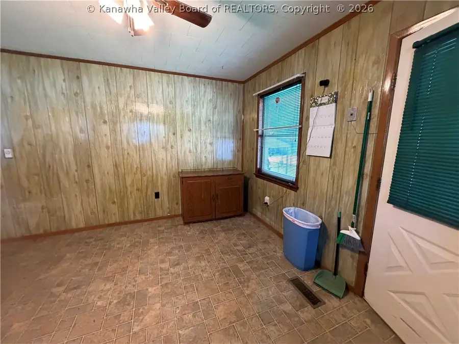 14 Mt. View Lane, Amherstdale, WV 25607 - #3