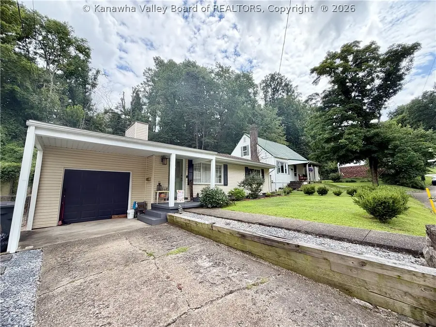 870 Vine Street, Saint Albans, WV 25177 - #3