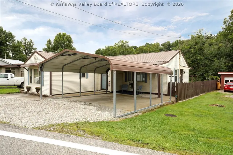 1530 Strawberry Road, Saint Albans, WV 25177 - #3