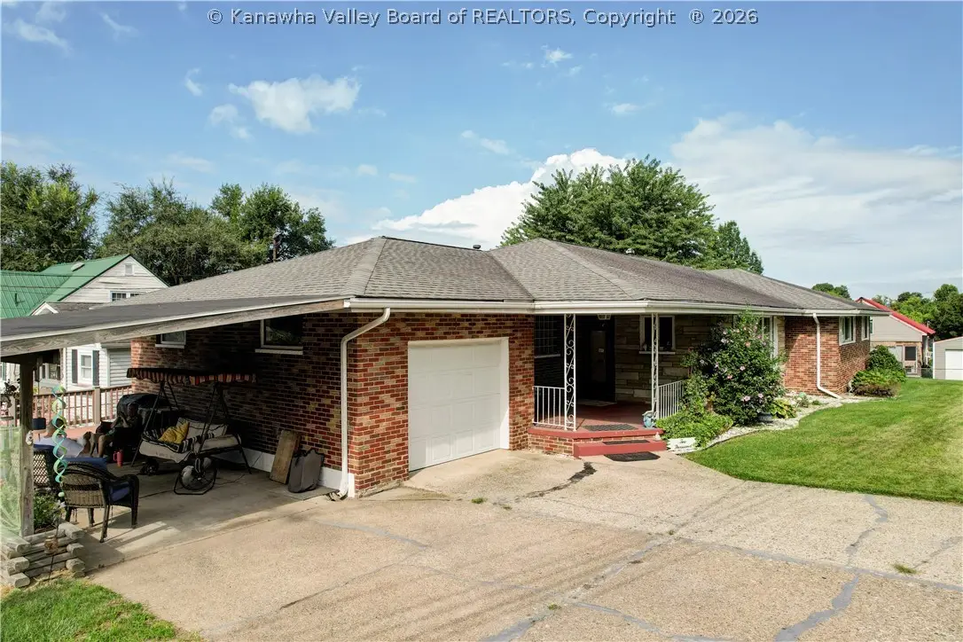 2000 Fairlawn Avenue, Dunbar, WV 25064 - #1