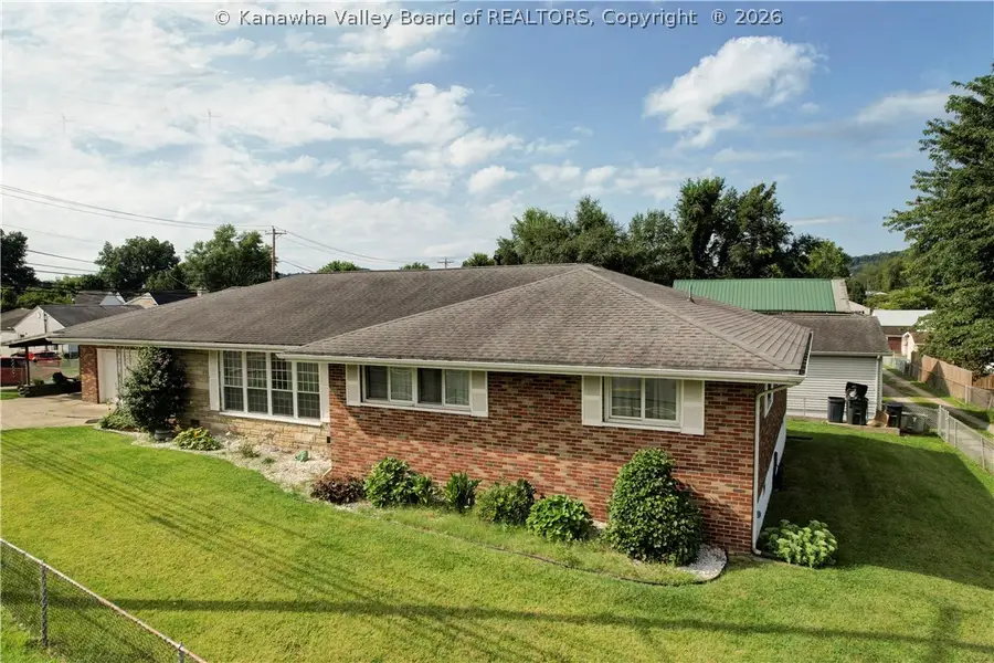 2000 Fairlawn Avenue, Dunbar, WV 25064 - #3