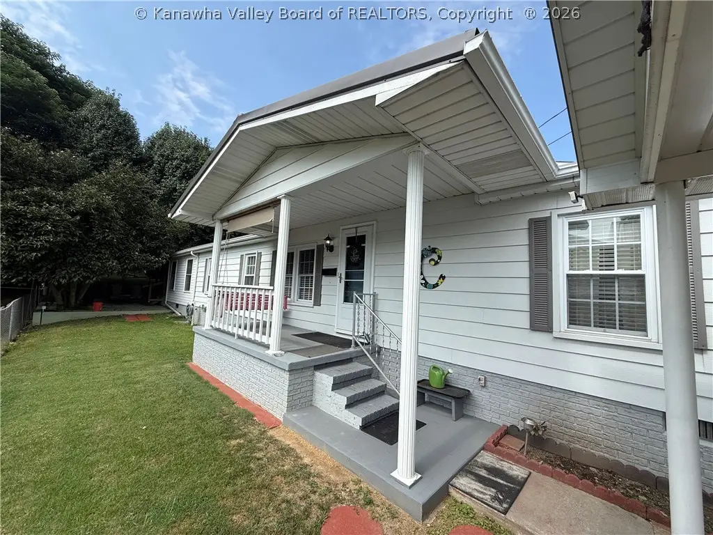 418 Second Street W, Madison, WV 25130 - #1