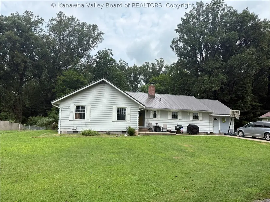 517 Staffhouse Road, Point Pleasant, WV 25550 - #2