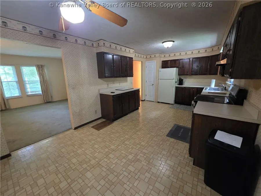 468 Alliston Drive, Charleston, WV 25311 - #3