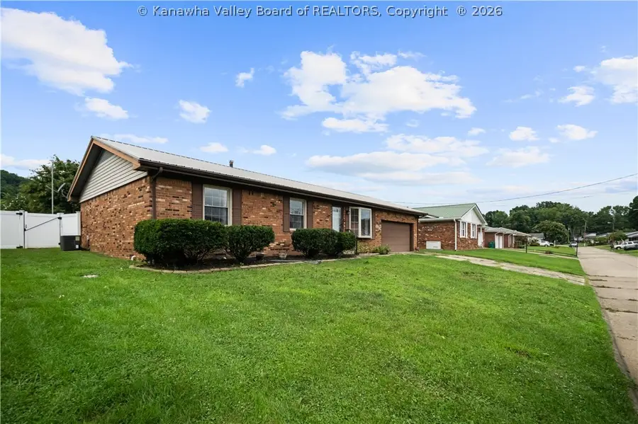194 Shawnee Estates, Winfield, WV 25213 - #2