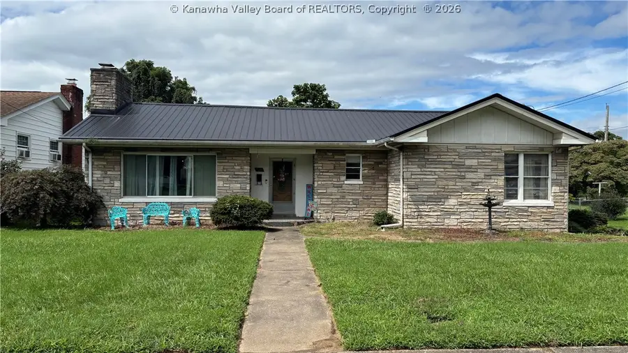 2009 Mt Vernon Avenue, Point Pleasant, WV 25550 - #2