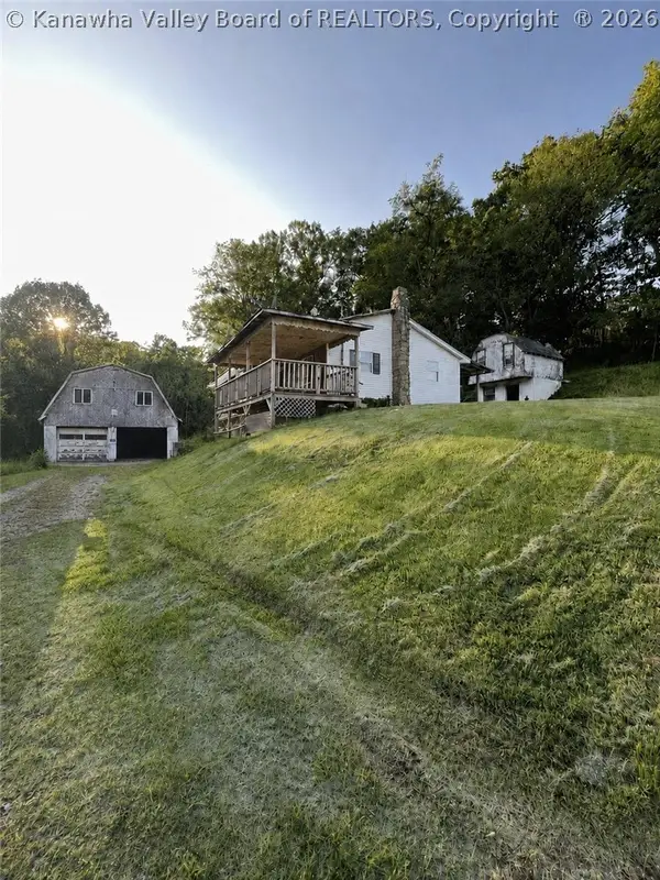 2275 N. Claylick Road, Ravenswood, WV 26164
