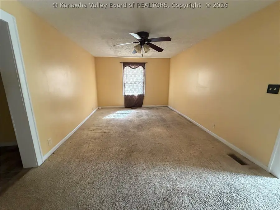 29 Monitor Park Road, Logan, WV 25601 - #3
