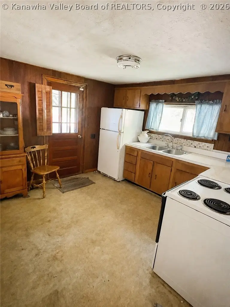 4185 Rich Fork Road, Charleston, WV 25312 - #3