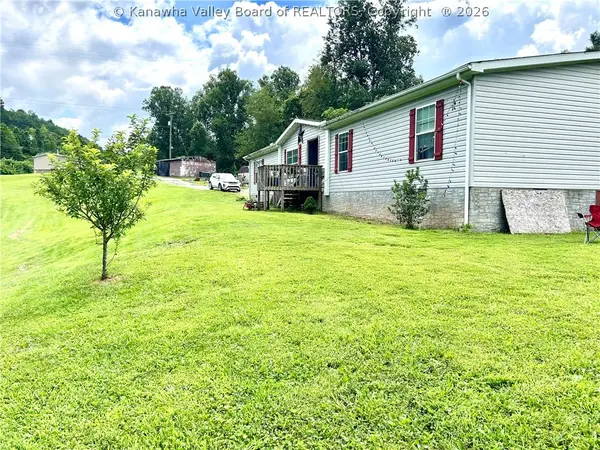 1407 Wv-34, Hurricane, WV 25526