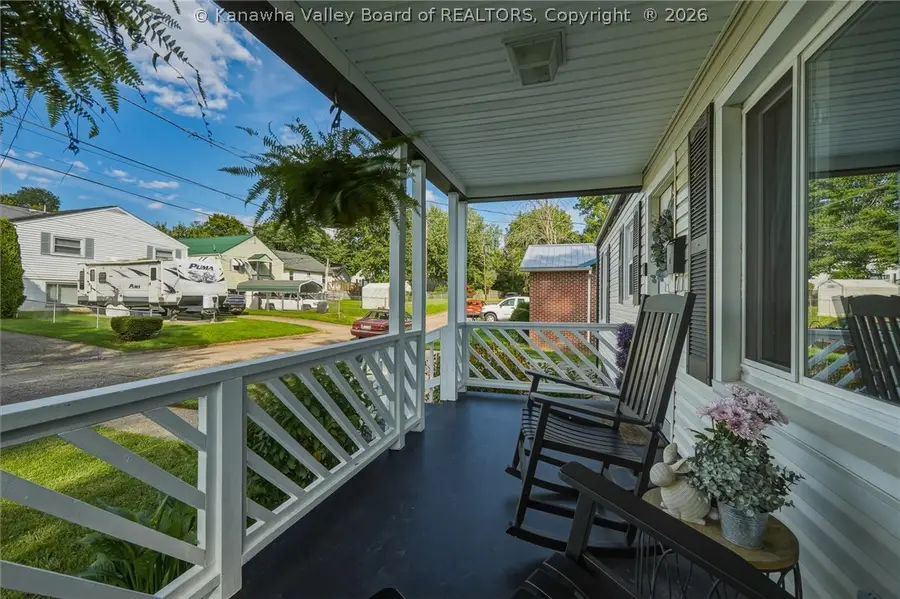 2833 Madison Avenue, Saint Albans, WV 25177 - #3