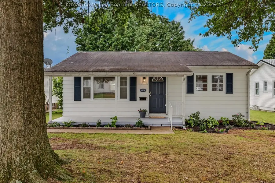 1004 Henrietta Street, Ravenswood, WV 26164 - #3