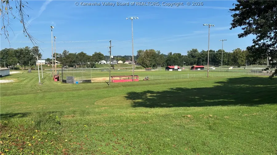 1905 Mount Vernon Avenue, Point Pleasant, WV 25550 - #3