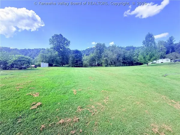 61 Antonia Lane, Sissonville, WV 25312