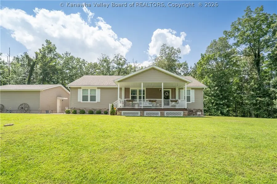 300 Valley View Drive, Clendenin, WV 25030 - #2