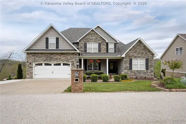 305 Wynterhall Lane, South Charleston, WV 25309