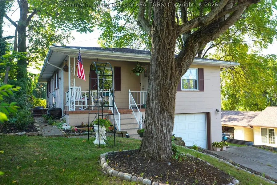 865 Hudson Street, Saint Albans, WV 25177 - #2
