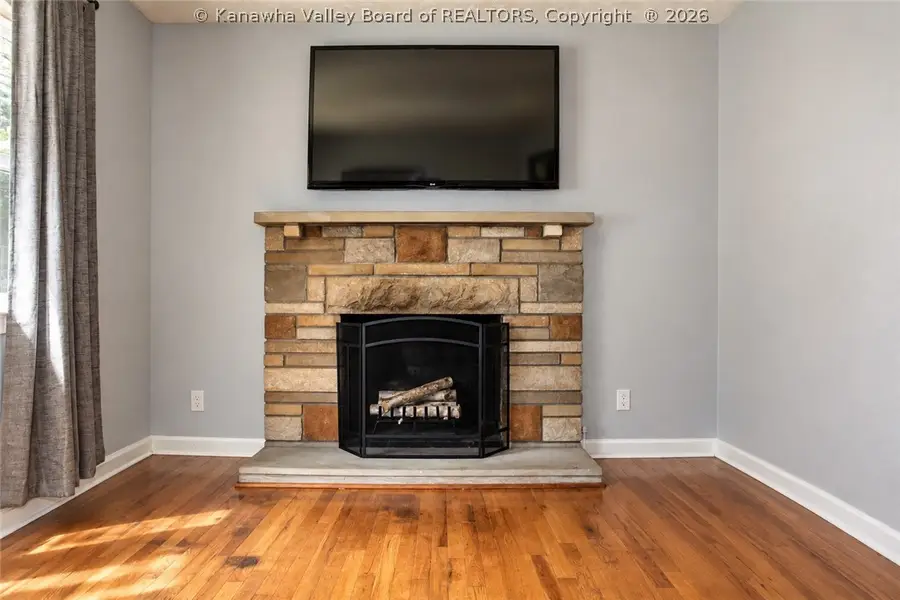 657 Forest Circle, South Charleston, WV 25303 - #2