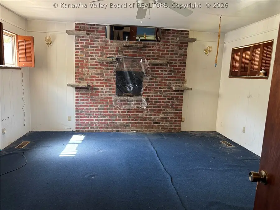 611 47th Street, Charleston, WV 25304 - #3