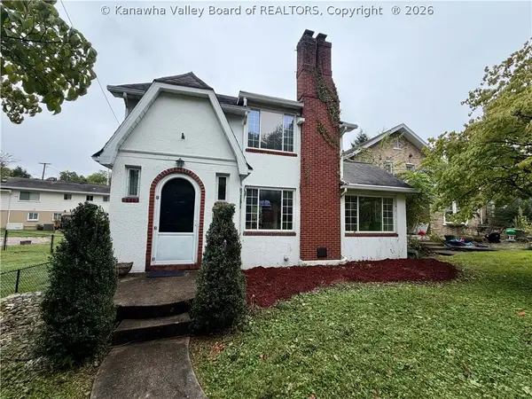 1110 Oakmont Road, Charleston, WV 25314