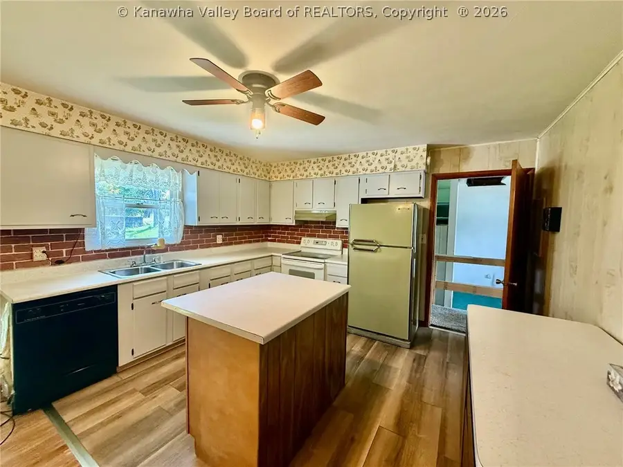 659 Klondyke Road, Ripley, WV 25271 - #2