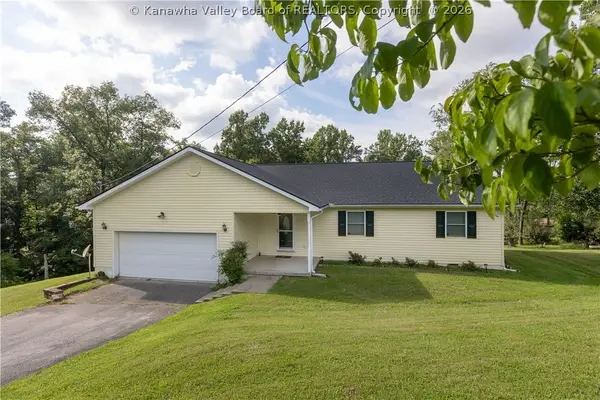 1 Cedar Drive, Scott Depot, WV 25560