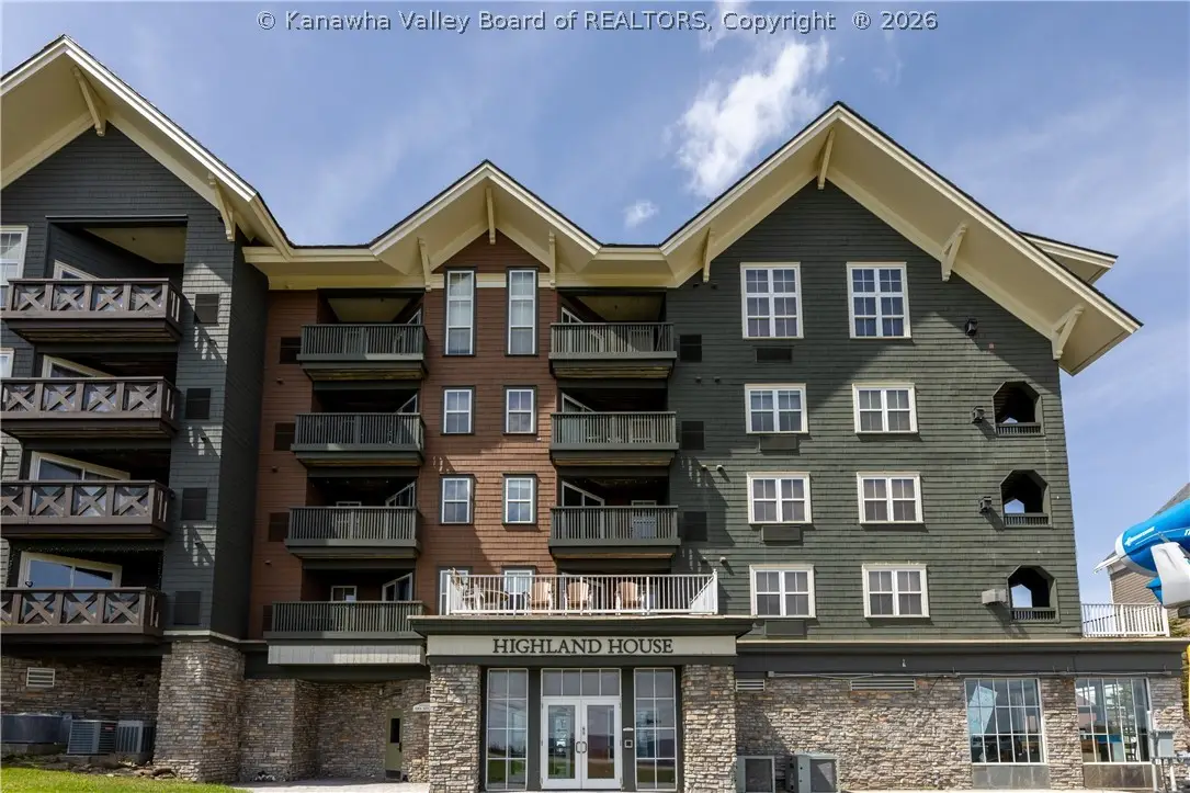 121 Highland House, Snowshoe, WV 26209 - #1