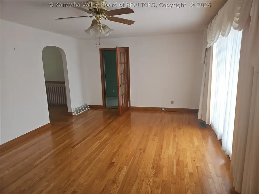 605 22nd Street, Dunbar, WV 25064 - #3