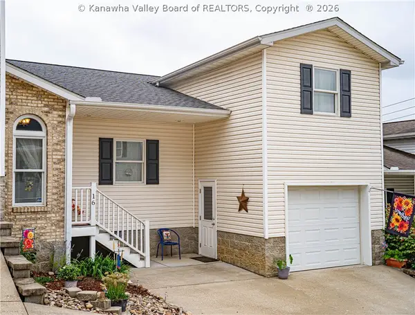 16 Marie Drive, Hurricane, WV 25526