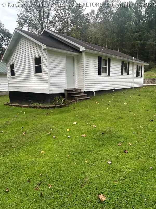 19 Pete Bias Hill, Hewett, WV 25108