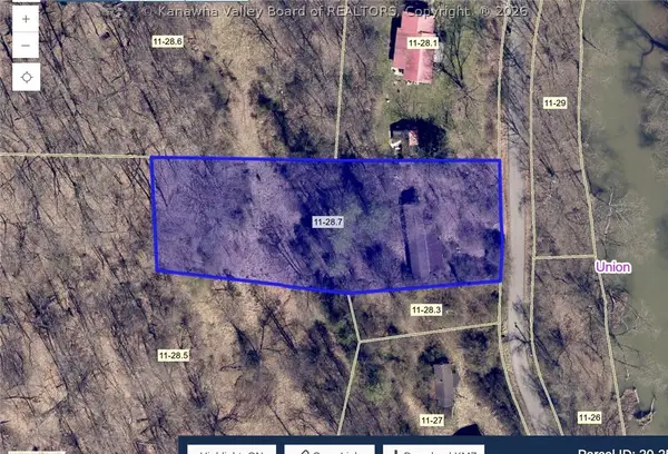 261 Poca River Road, Charleston, WV 25312