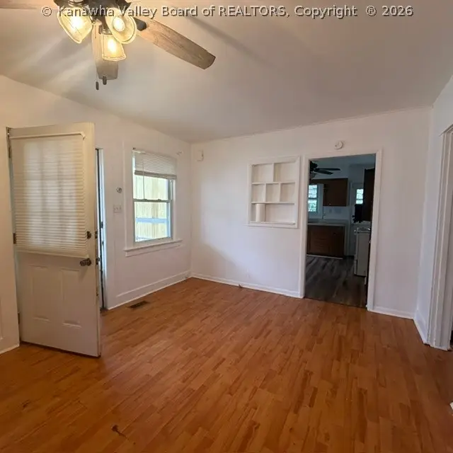 11 F Street, Boomer, WV 25031 - #3