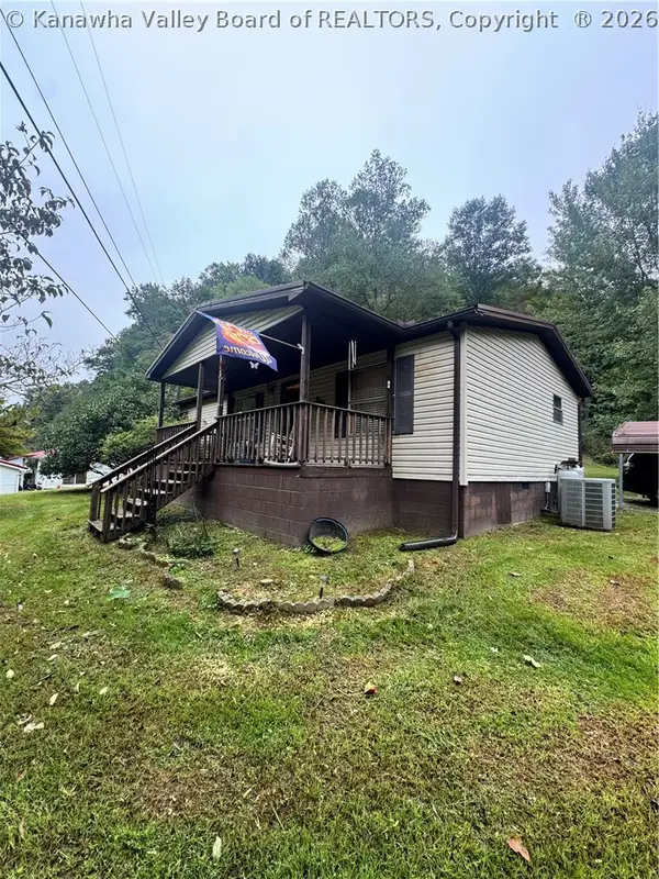 863 Brushy Fork Road, Chapmanville, WV 25508