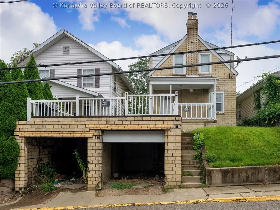 225 Central Avenue, South Charleston, WV 25303 - #3