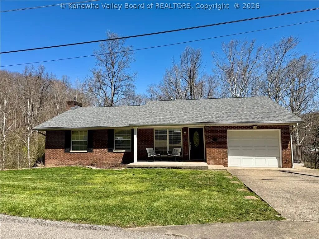 218 Pine Circle, Dunbar, WV 25064 - #1