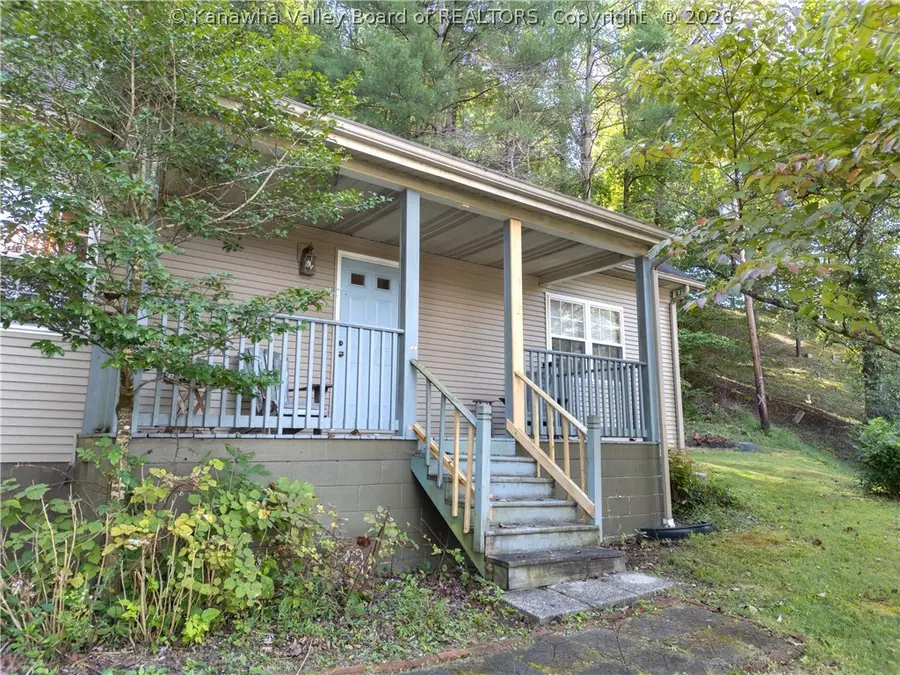44 Elwood Drive, Chapmanville, WV 25508 - #3