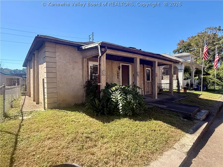 1206 6th Street, Charleston, WV 25302 - #3