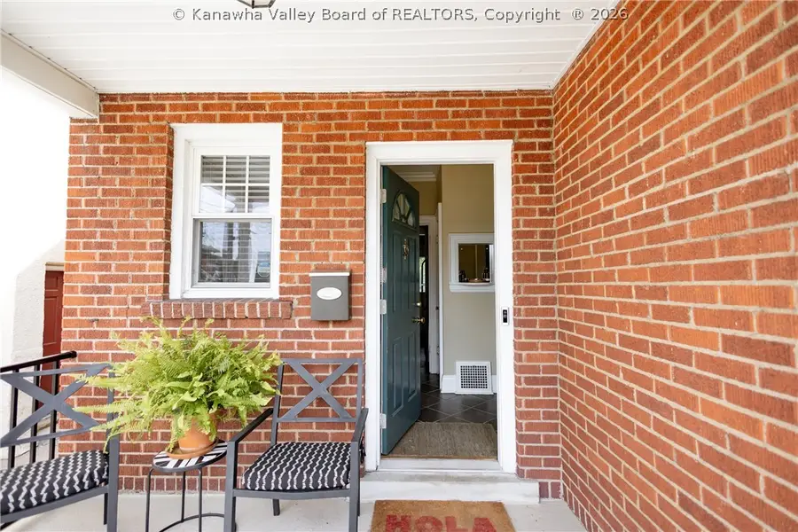 1586 Dixie Street, Charleston, WV 25311 - #3