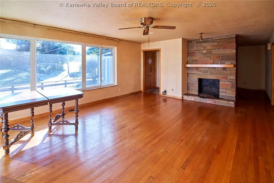 839 Observatory Drive, Saint Albans, WV 25177 - #2