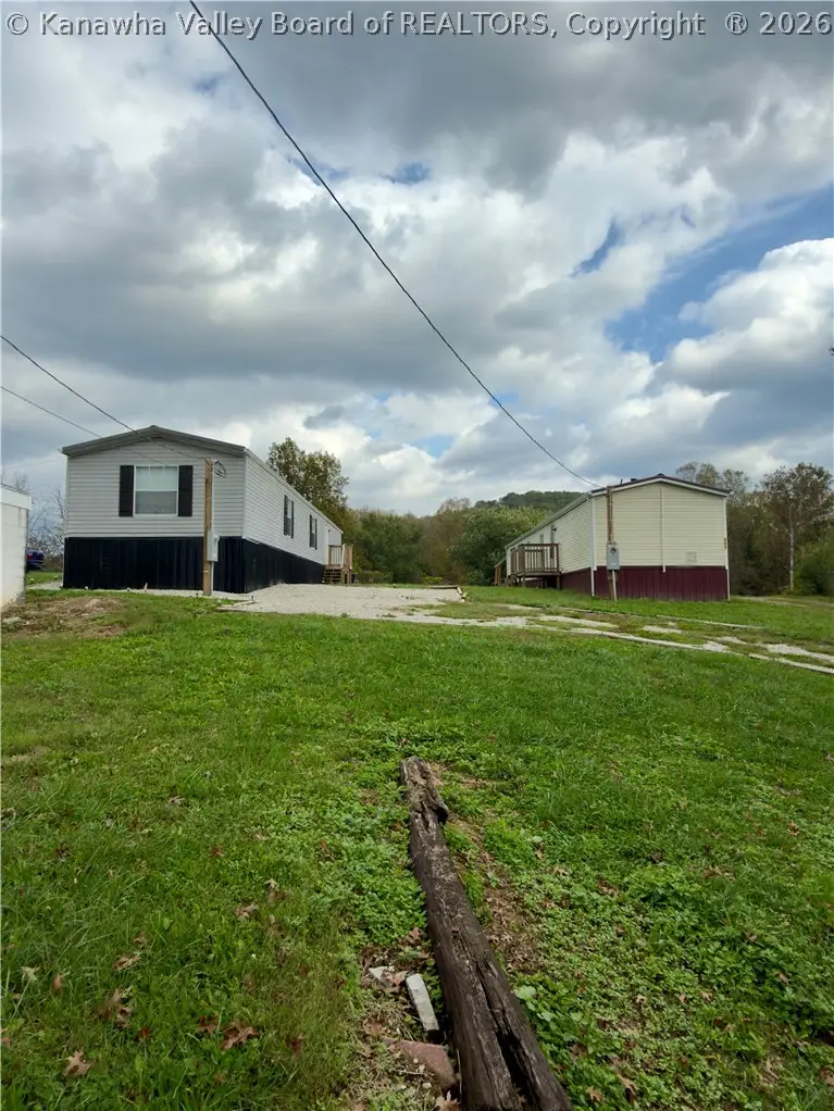 1422 Strawberry Road, Saint Albans, WV 25177 - #1